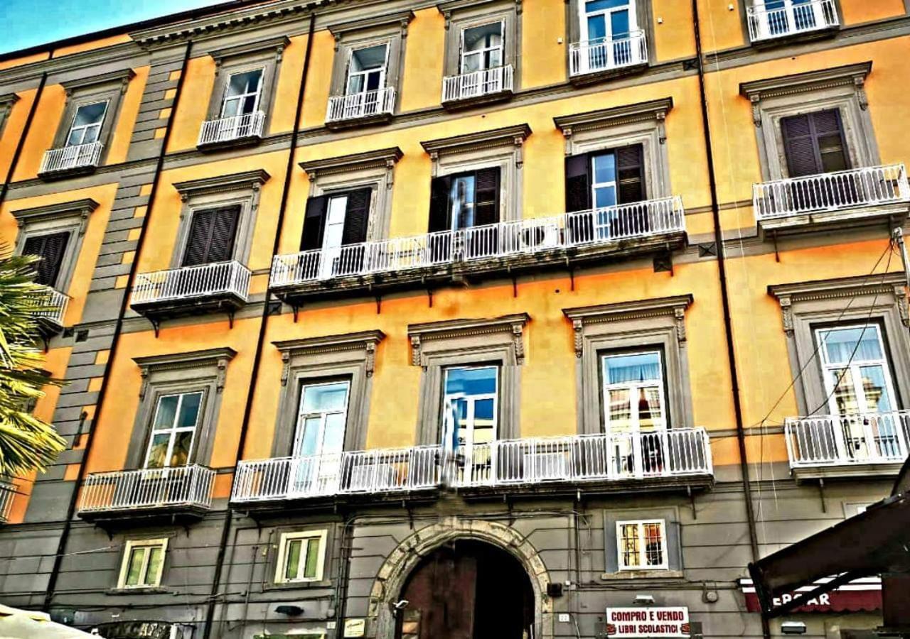 Donna Lena Relais Napoli Bed and Breakfast Buitenkant foto