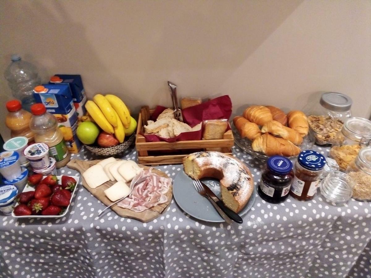 Donna Lena Relais Napoli Bed and Breakfast Buitenkant foto